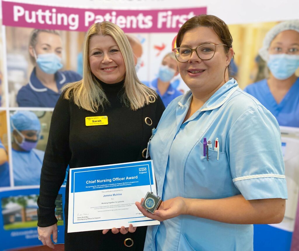 Jemma Mulrine (right) with Worcestershire Acute Hospitals NHS Trust’s Chief Nurse, Sarah Shingler (left) receiving her award.