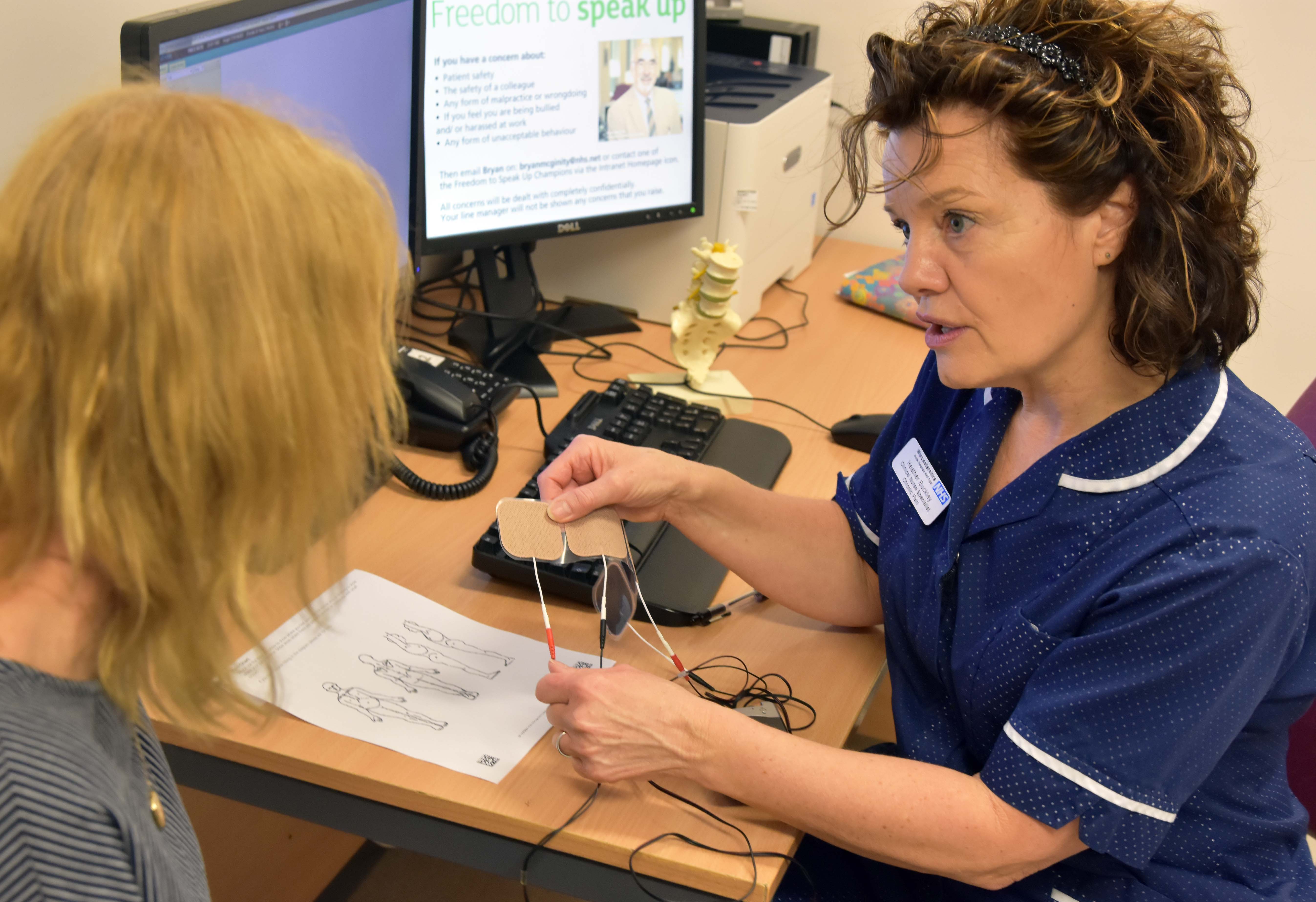 TENS (transcutaneous electrical nerve stimulation) - NHS